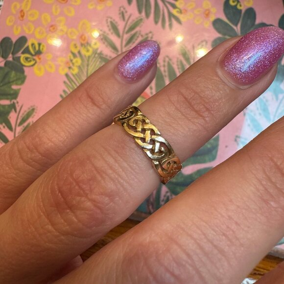 Heavy Solid 14k Gold Vintage Celtic Knot Ring - Picture 1 of 6